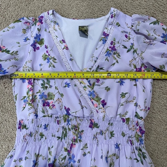 TAYLOR Baby Doll Boho Puff Sleeves Lavender Floral Midi Dress size 8 - Picture 5 of 9